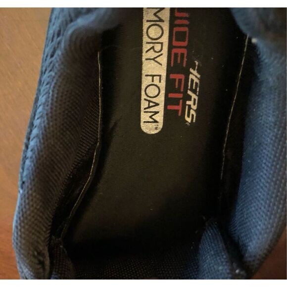 SKECHERS - M Sz 8.5 - NWOT Hillcrest Trail Trainer Lace-Up Sneakers in Black - Picture 15 of 16